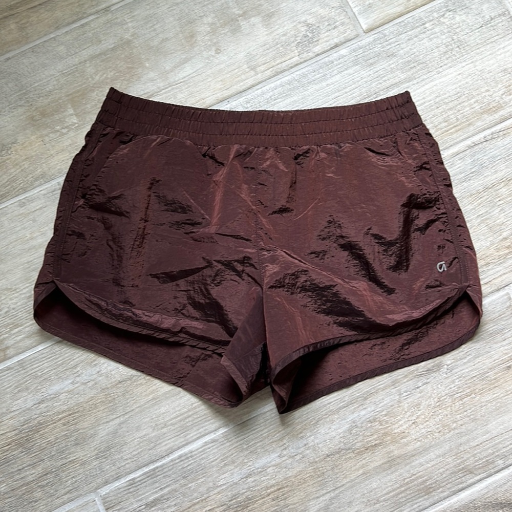 GapFit G Sprint Shorts Mid-Rise